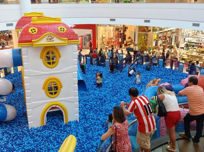 Outback esconde “vouchers premiados” no Oceano de Bolinhas