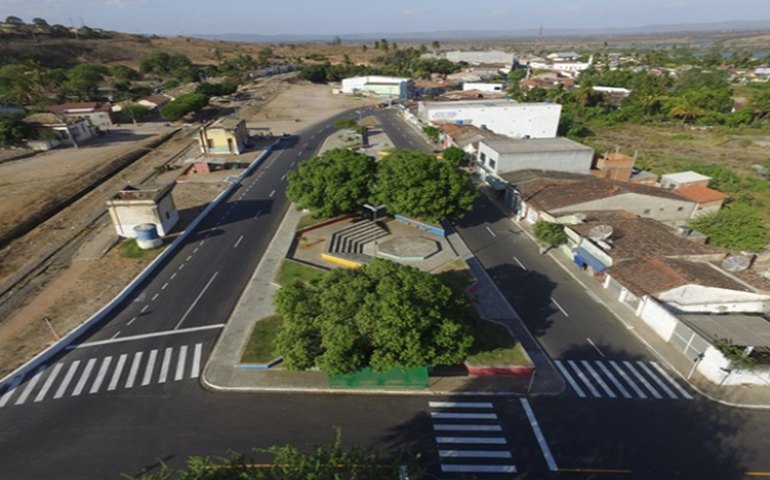 Governo entrega 55,5 mil m² de trecho recuperado em Igaci