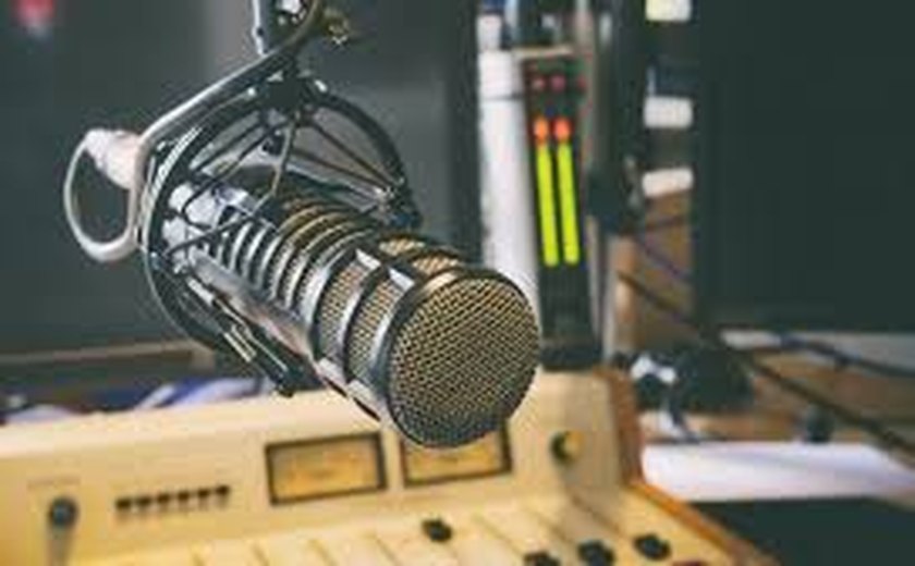 Rádios comunitárias dão passo importante para isenção do Ecad