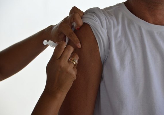 Alagoas inicia campanha contra sarampo e influenza
