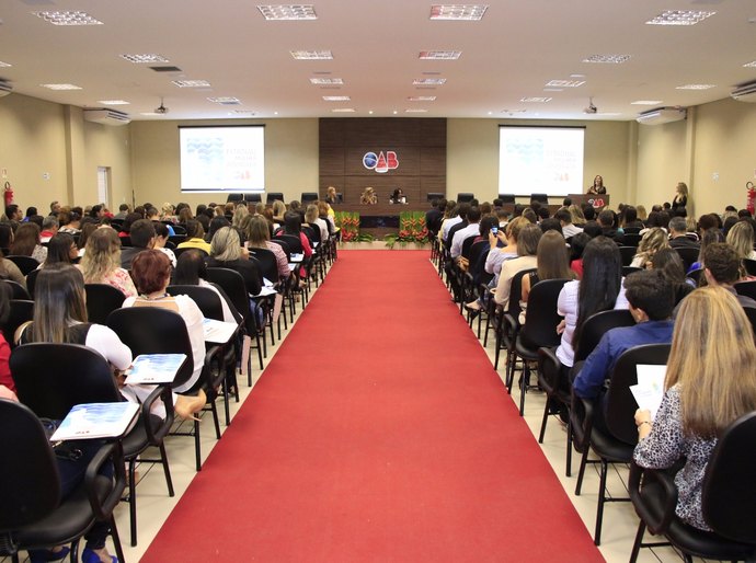 Conferência Estadual da Mulher Advogada inicia com palestras sobre valorização da mulher e violência