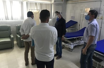 Prefeito de Palmeira e secretário visitam instalações para implantar leitos de UTI no Hospital