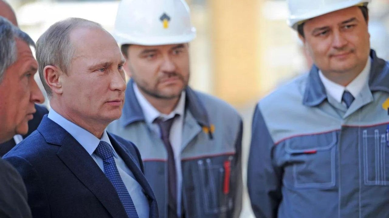 Rússia aumentará sua produção de petróleo no âmbito da Opep+ 'para manter a estabilidade do mercado'