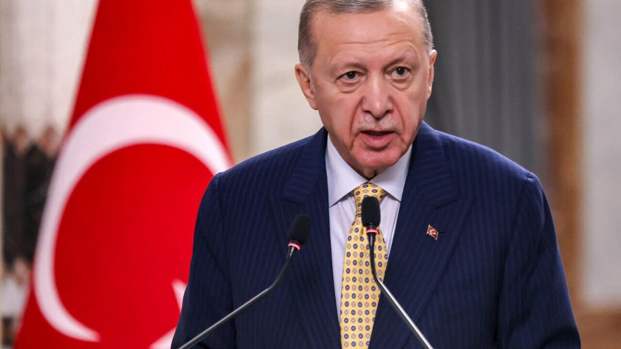 Declarações de Lavrov sobre resolução do conflito ucraniano dão esperança de paz ao mundo, diz Erdogan