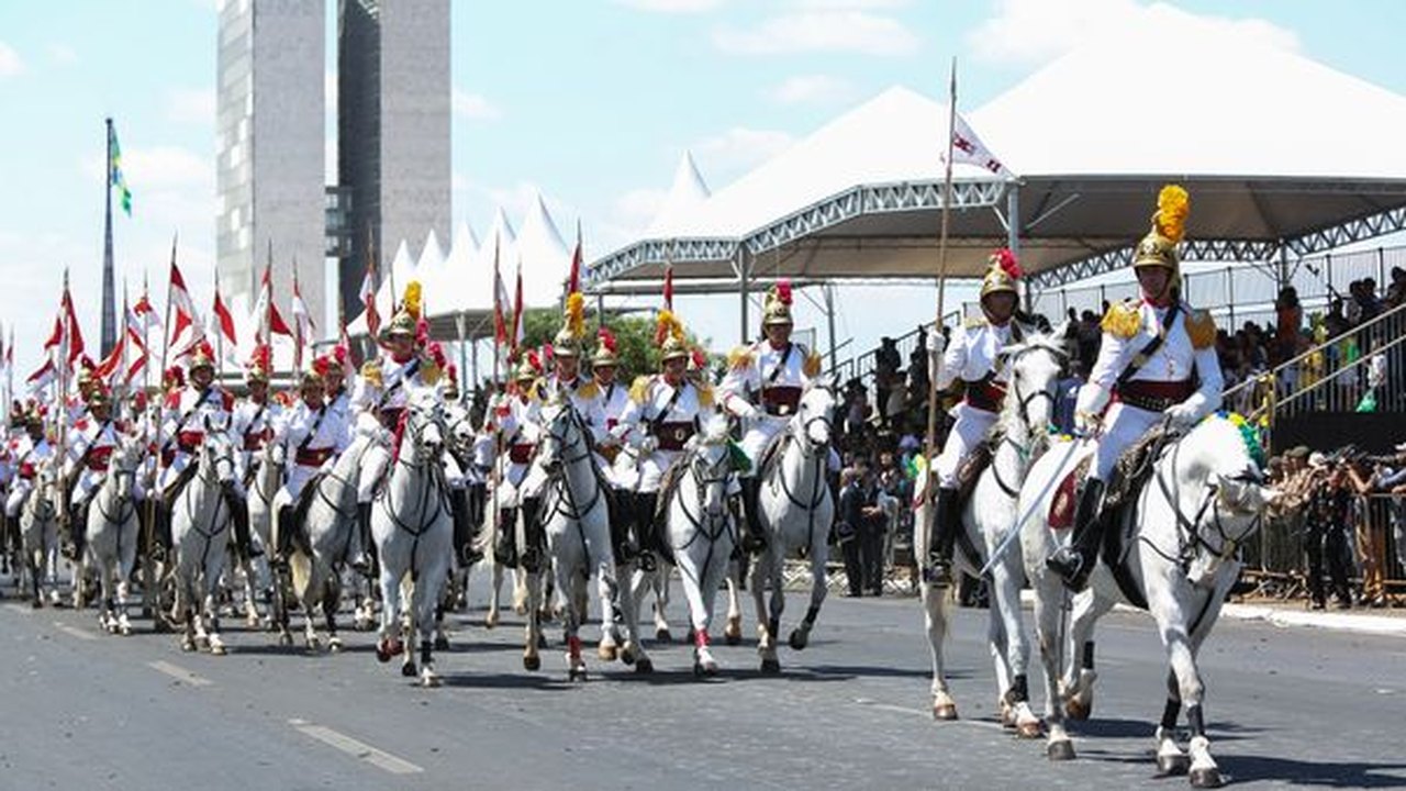 Defesa cancela desfile de Sete de Setembro para evitar aglomeração