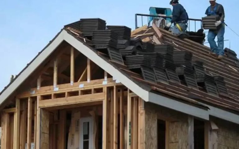 Investimentos em construção nos EUA caem 0,1% em fevereiro ante janeiro