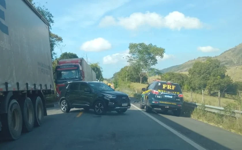 Indígenas voltam a bloquear a BR-104 após morte de morador Wassú Cocal