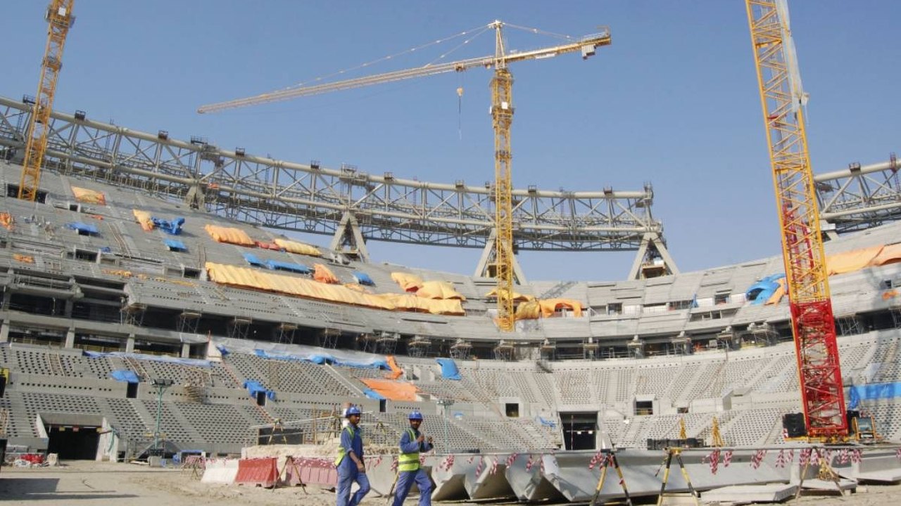 ONGs cobram Fifa e Catar para compensarem trabalhadores das obras da Copa