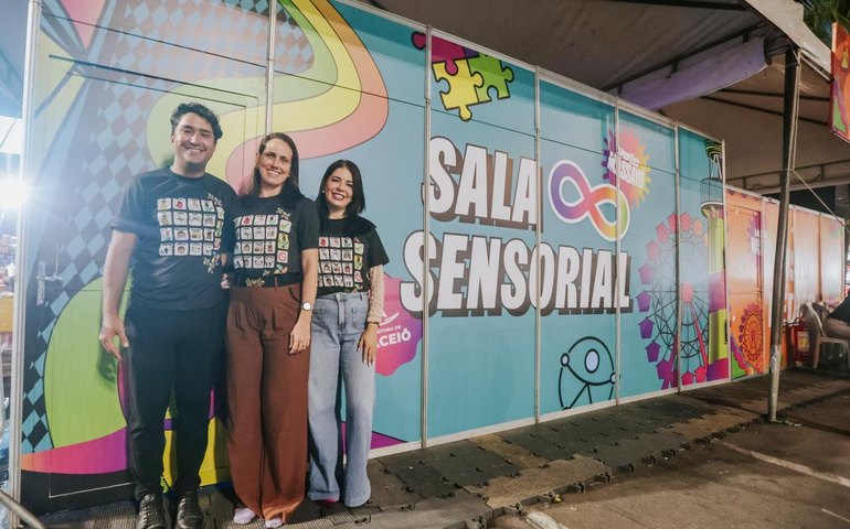 Sala sensorial garante acolhimento e atendimento humanizado a pessoas neurodivergentes em eventos de Maceió