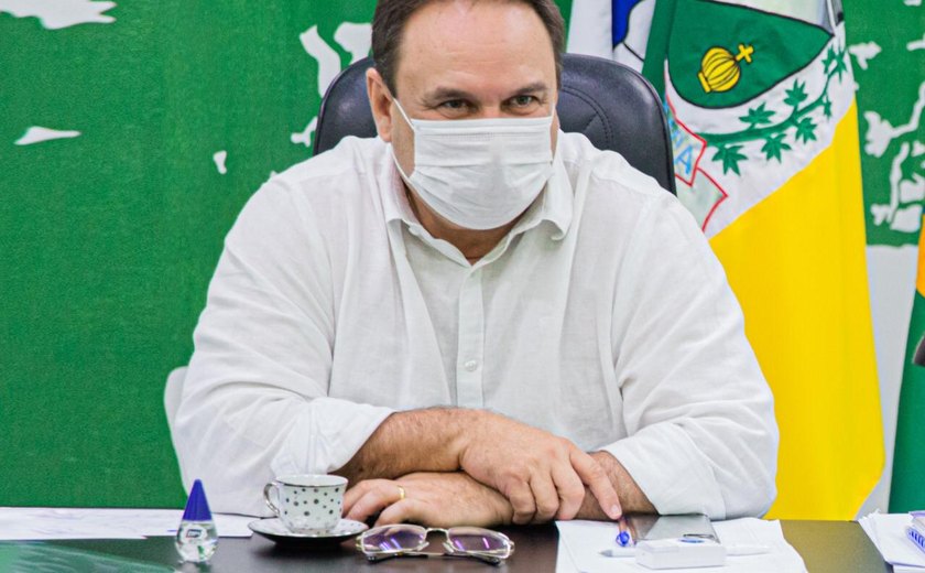 Luciano Barbosa destaca dedicação dos servidores municipais nos 100 dias de gestão