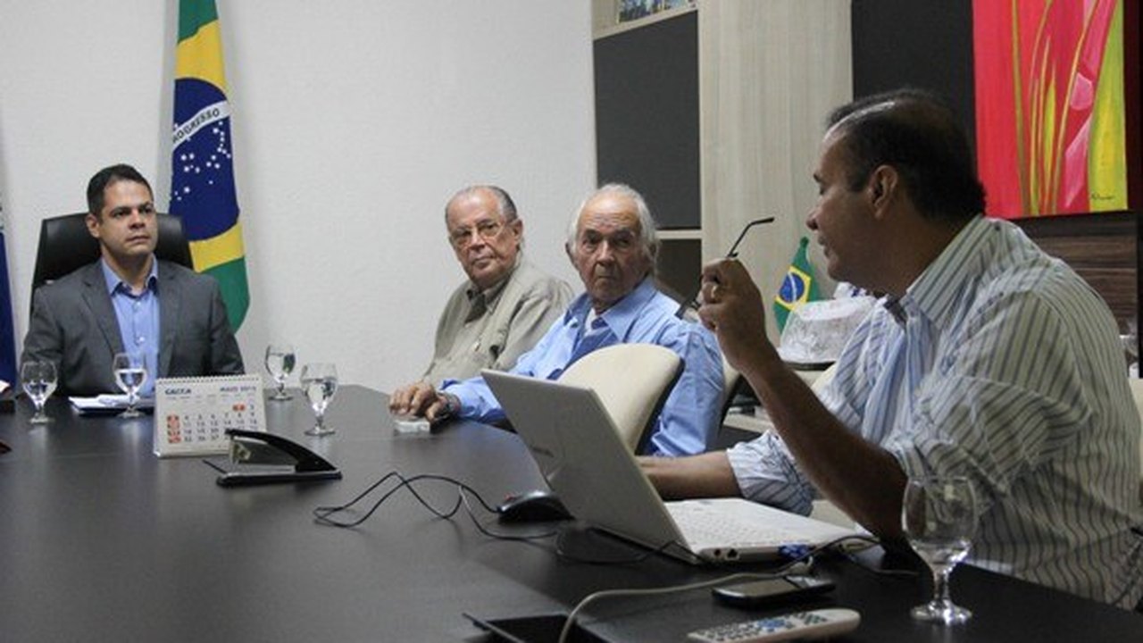 Secti conhece projetos de energias renováveis do Clube da Engenharia