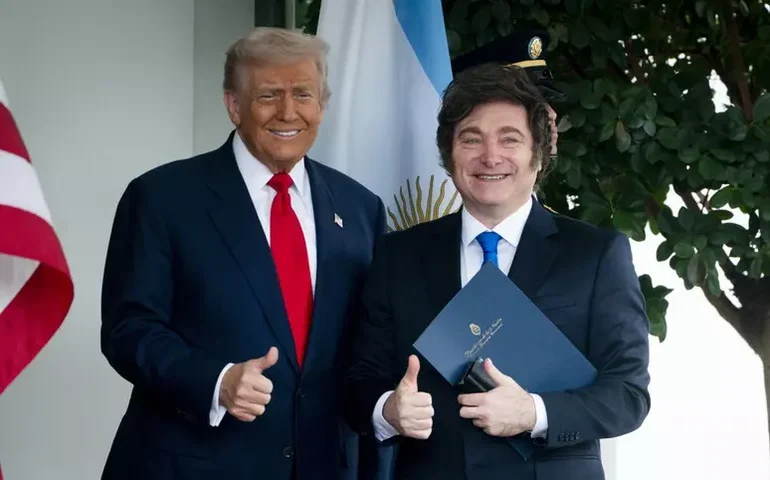 Ajuda à Argentina dependerá do resultado de eleições, diz Trump