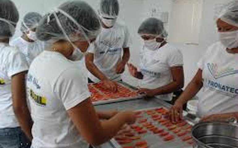 Pronatec ofertará 7.070 vagas para 136 cursos em Alagoas