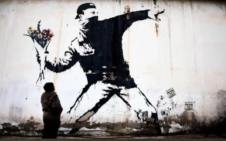 Banksy, o enigmático artista de rua, tem 150 obras expostas em SP