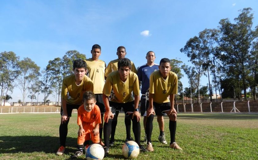 Colômbia se veste de amarelo para torcer pela Seleção Brasileira