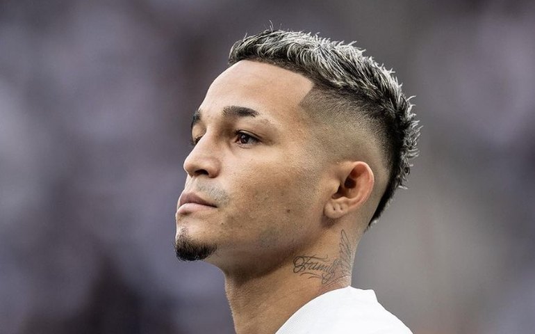 Adson é anunciado pelo Nantes e se despede do Corinthians: 'Honrado por ser Cria do Terrão'