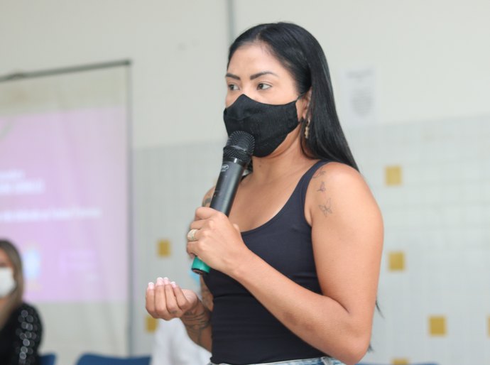 Palestra sobre futebol feminino estimula prática esportiva para estudantes