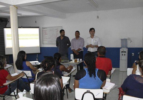 Jequiá da Praia realiza capacitação dos pré-candidatos ao Conselho Tutelar