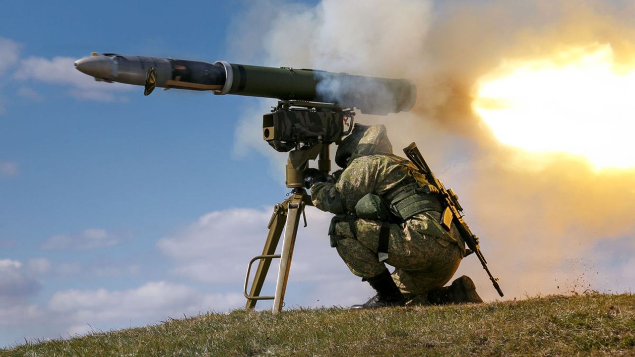 Rostec envia lote de sistemas Kornet ao Exército russo, que não deixam chance aos blindados inimigos