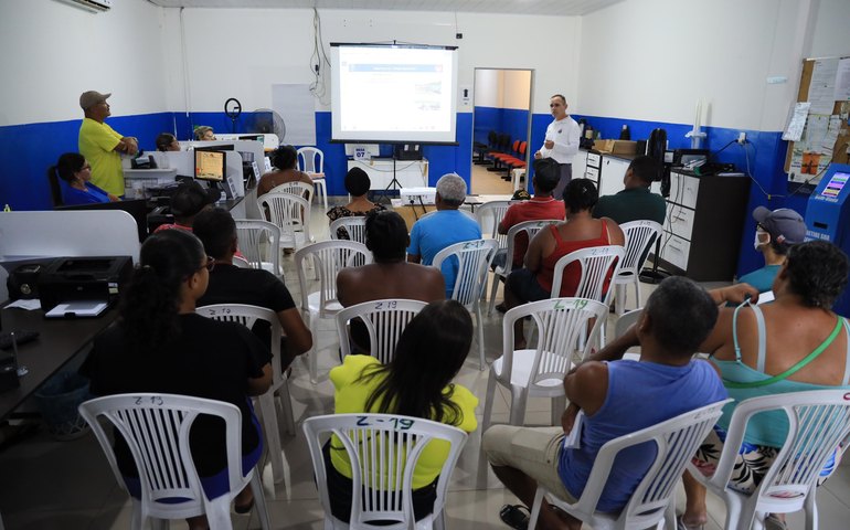 Piracema: FPI orienta pescadores em Piaçabuçu sobre período de defeso no Velho Chico