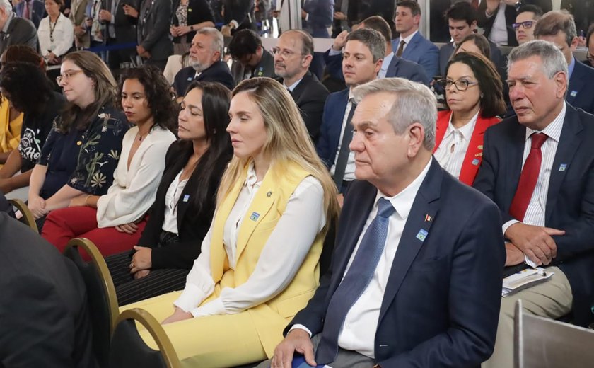 Alagoas discute Brasil fora do mapa da fome e tarifaço dos EUA na plenária do Conselhão em Brasília