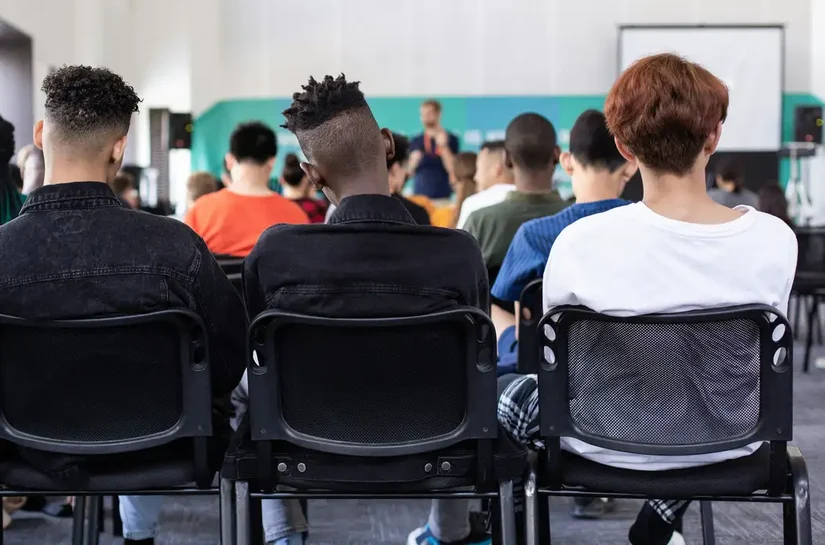 Desigualdade no aprendizado entre brancos e negros cresce em 10 anos