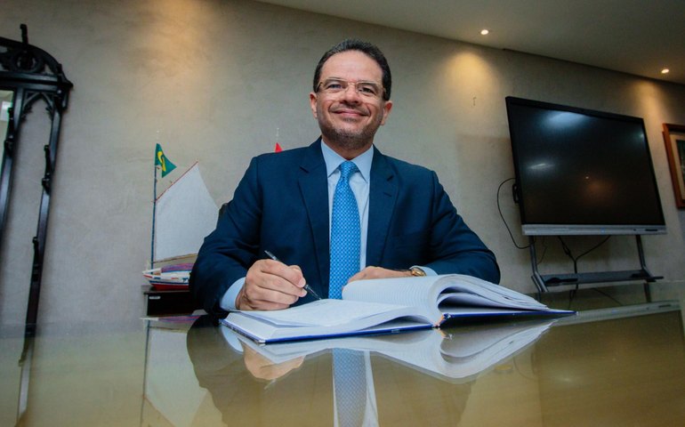 Marcelo Victor assume Governo de Alagoas até 15 de janeiro