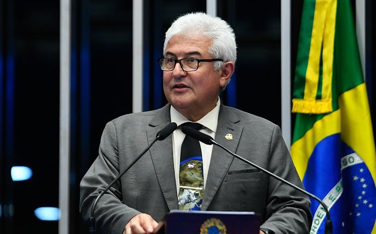 Pontes pede que Senado trabalhe para devolver ao povo a confiança no país