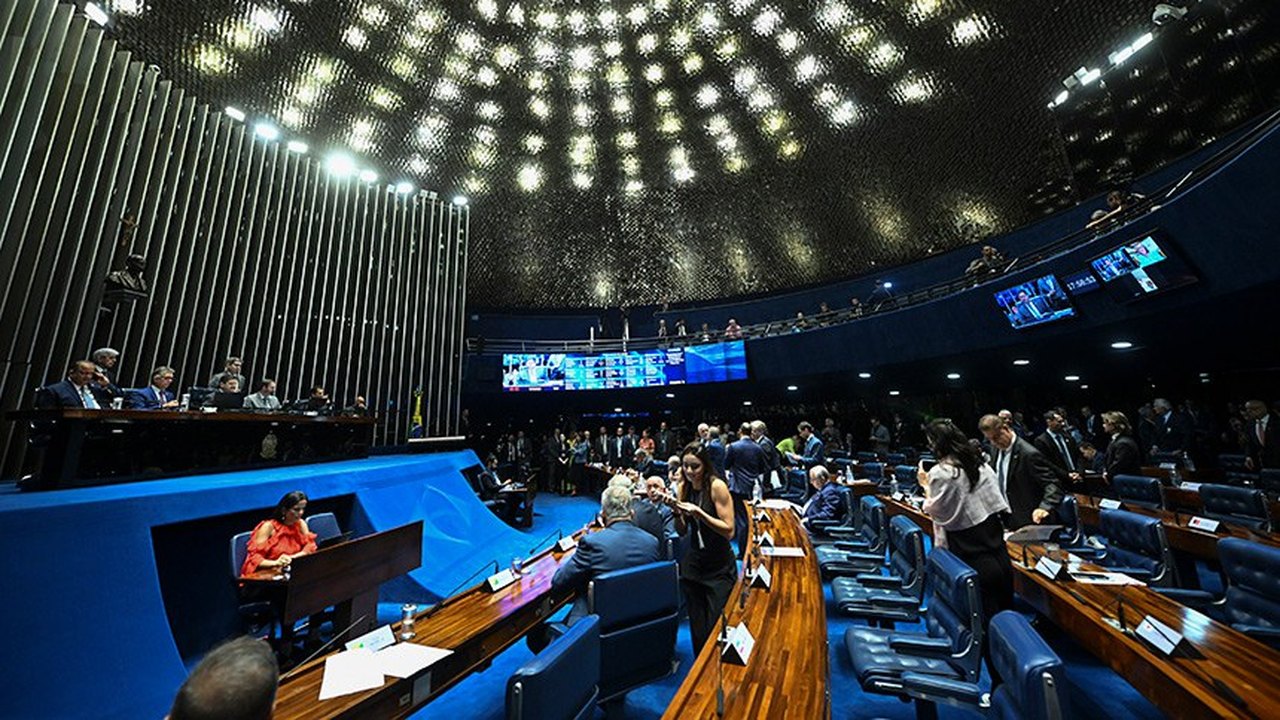 CAE vota pedidos de financiamento internacional para fundos regionais