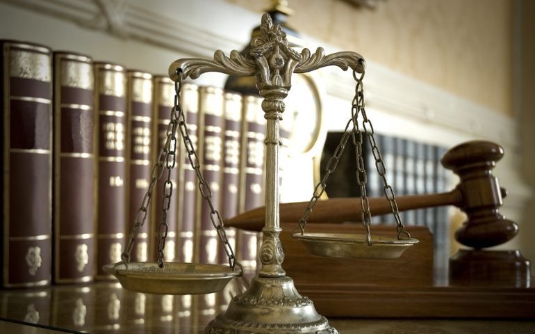 Sancionada lei que favorece réu em caso de empate e permite habeas corpus de ofício