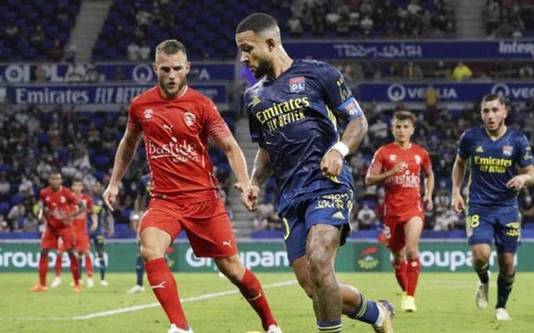 Equipe de John Textor, Lyon perde mais uma em casa e vê torcida gritar 'olé'; vídeo