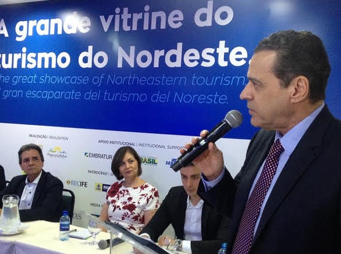 Turismo é plataforma para desenvolvimento do país, diz ministro