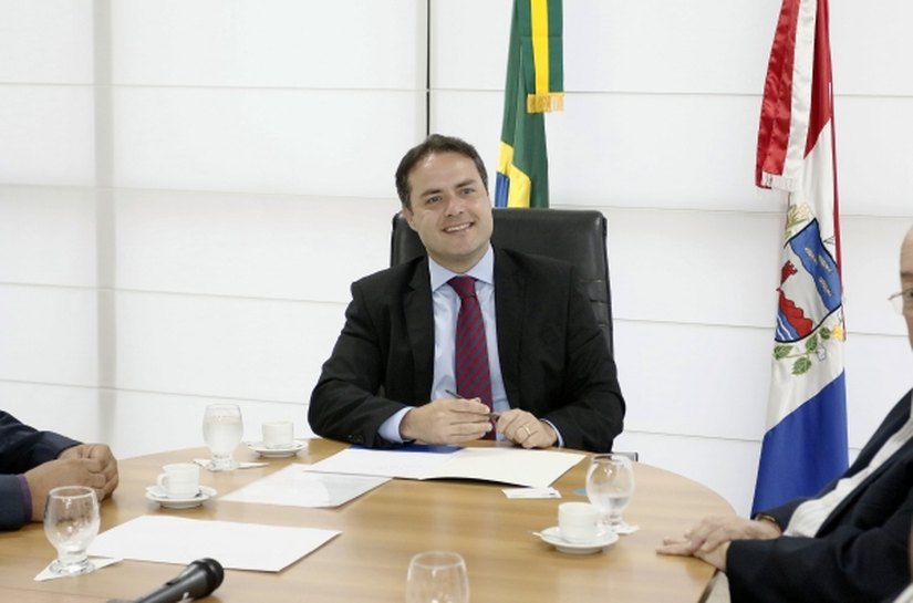 Renan Filho participa de comemoração ao Dia Nacional do Defensor Público