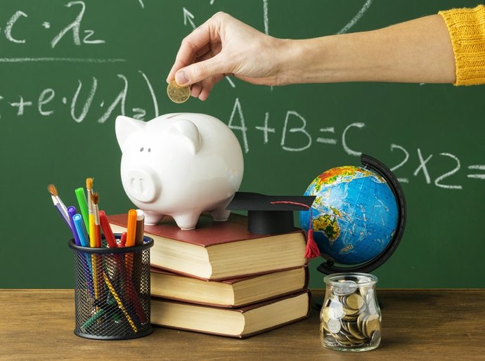 Educação financeira: como falar sobre dinheiro com crianças e adolescentes