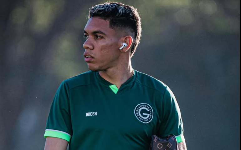 Fluminense anuncia atacante Paulo Baya, ex-Goiás, e zagueiro do Alianza Lima