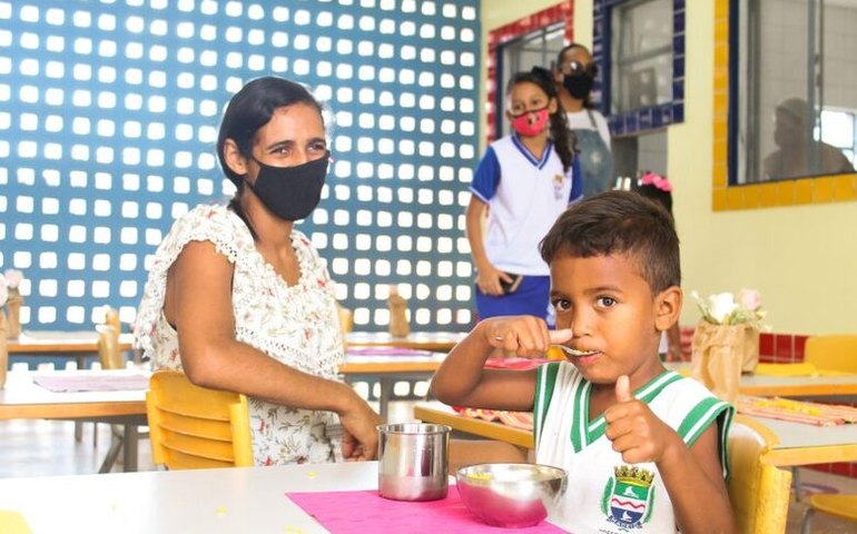 Educação promove segurança alimentar aos alunos com cardápio qualificado