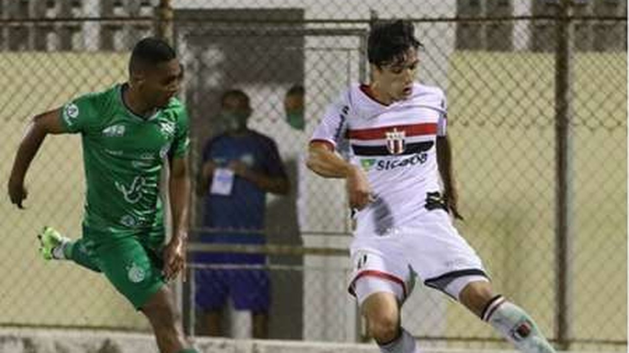 Botafogo bate Guarani, sai da zona do rebaixamento e dá esperanças ao Corinthians