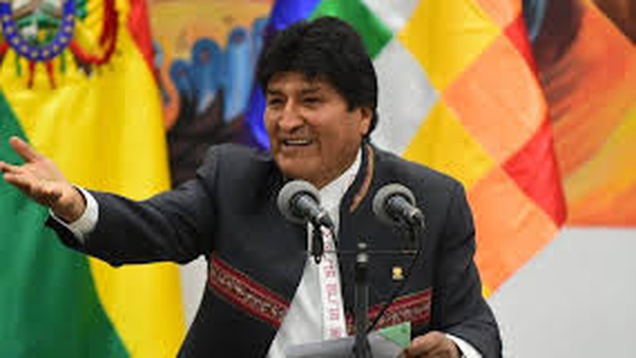 Marcha de Evo Morales se aproxima de La Paz para pressionar Luis Arce