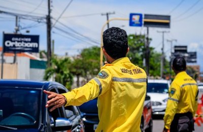 Obras de saneamento modificam trânsito da Gruta de Lourdes e do Farol