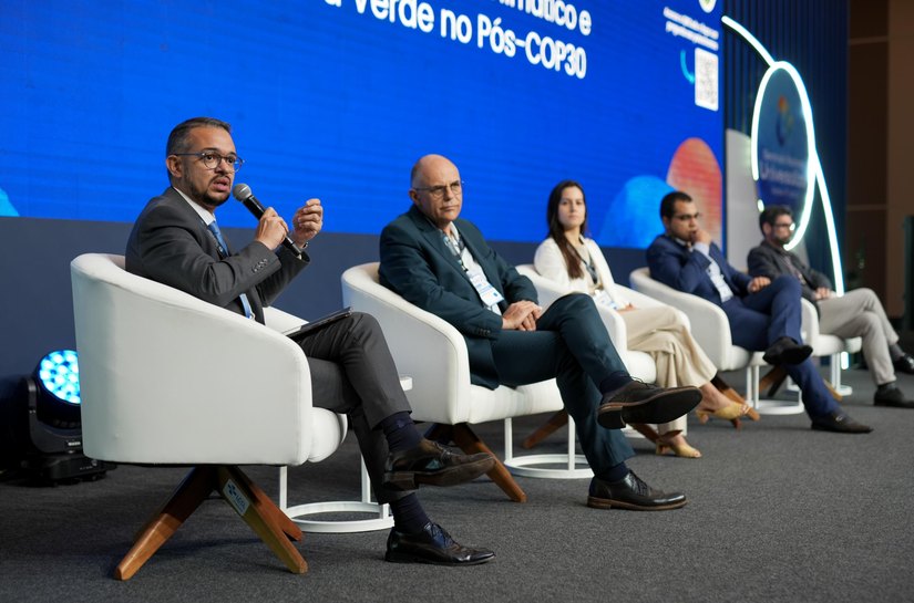 Presidente da Casal representa Alagoas no Seminário Universalizar em Brasília