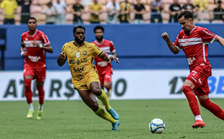 Em Manaus, CRB perde por 2 a 0 para o Amazonas e cai uma posição na tabela