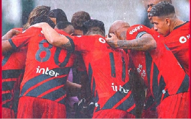 Athletico-PR e Ajax firmam parceria para desenvolvimento de talentos na América do Sul