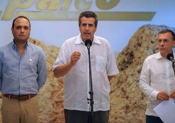 Congressistas e Farc debatem mecanismo para aprovar acordo de paz