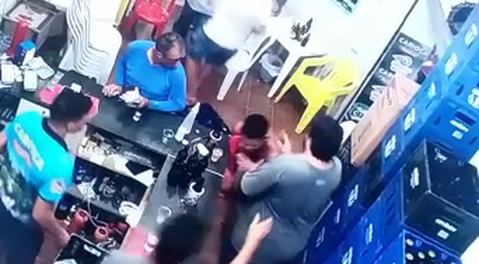 Briga de bar termina com homem morto a tiros em Nossa Senhora da Glória