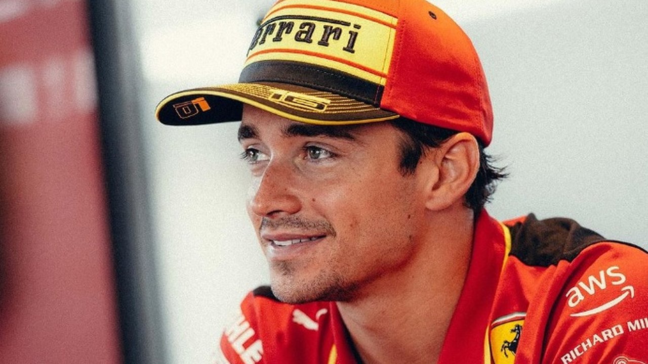 Em treino com lagarto na pista, Leclerc lidera 1ª sessão do GP de Cingapura de F-1