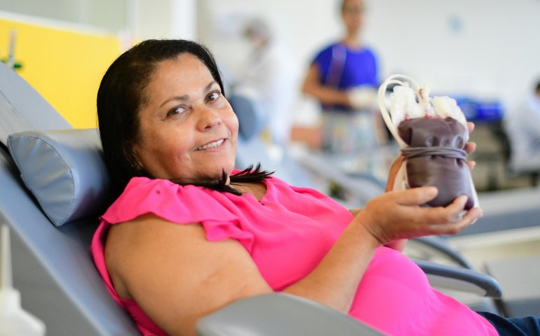 Hemoal realiza mais duas coletas externas de sangue nesta quinta-feira para estabilizar estoque visando o Natal