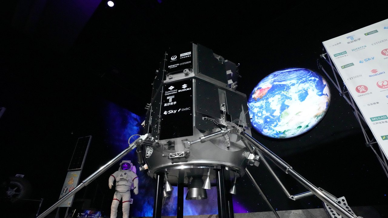 Sonda espacial japonesa captura imagens da superfície da Lua