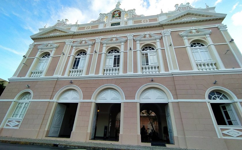 Diteal anuncia dias e horários de visitas guiadas aos Teatros Deodoro e de Arena Sérgio Cardoso