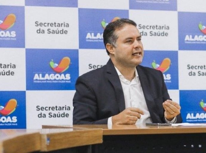 Decreto de emergência: pessoas com sintoma de gripe devem ficar em casa por 14 dias