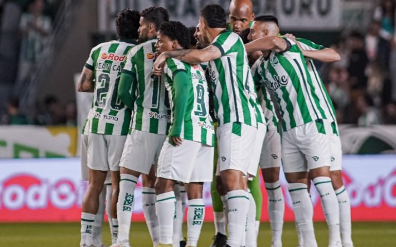 Juventude promete 'medidas cabíveis' após cartão de Ênio gerar nova suspeita de manipulação